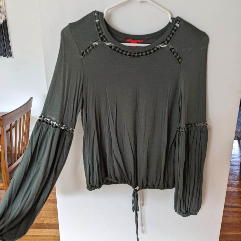 Dark green cropped boho long sleeve top